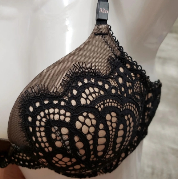 🆕️ NWT Victoria's Secret Bra & Panty Set 32D - Picture 5 of 9